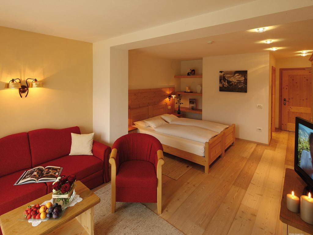 Hotel Gran Paradiso San Cassiano  Room photo